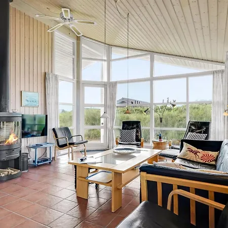 度假居 Jolanta - 250m From The Sea By Interhome